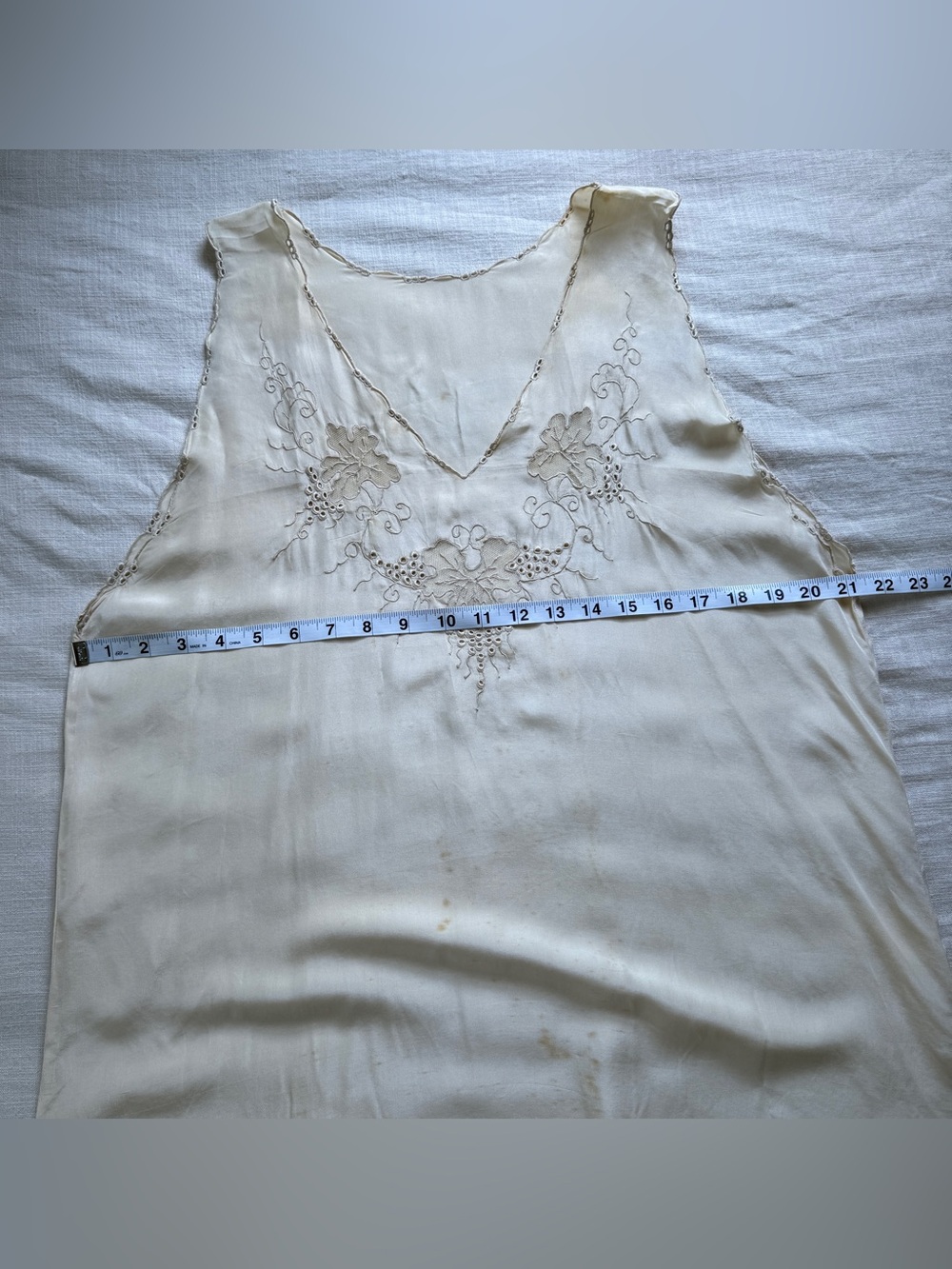 Vintage 1930s 100% Silk Bias Cut Embroidered Gown Nightgown AS-IS - Picture 12 of 16